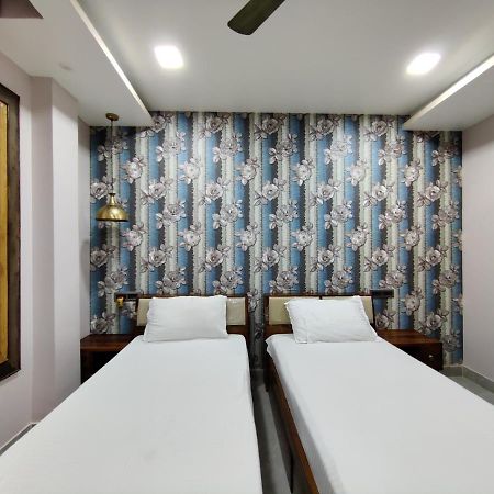 Sakuntala Residency Hotell Bhubaneswar Exteriör bild