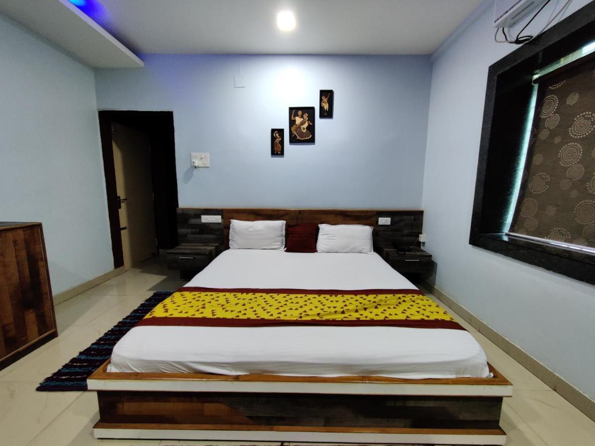 Sakuntala Residency Hotell Bhubaneswar Exteriör bild